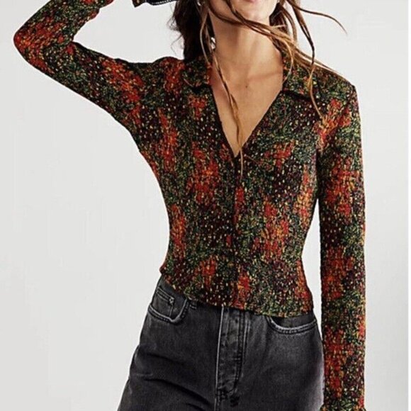 Free People Tops - Free People Amelia Printed Blouse Red Green Black Size Large EUC